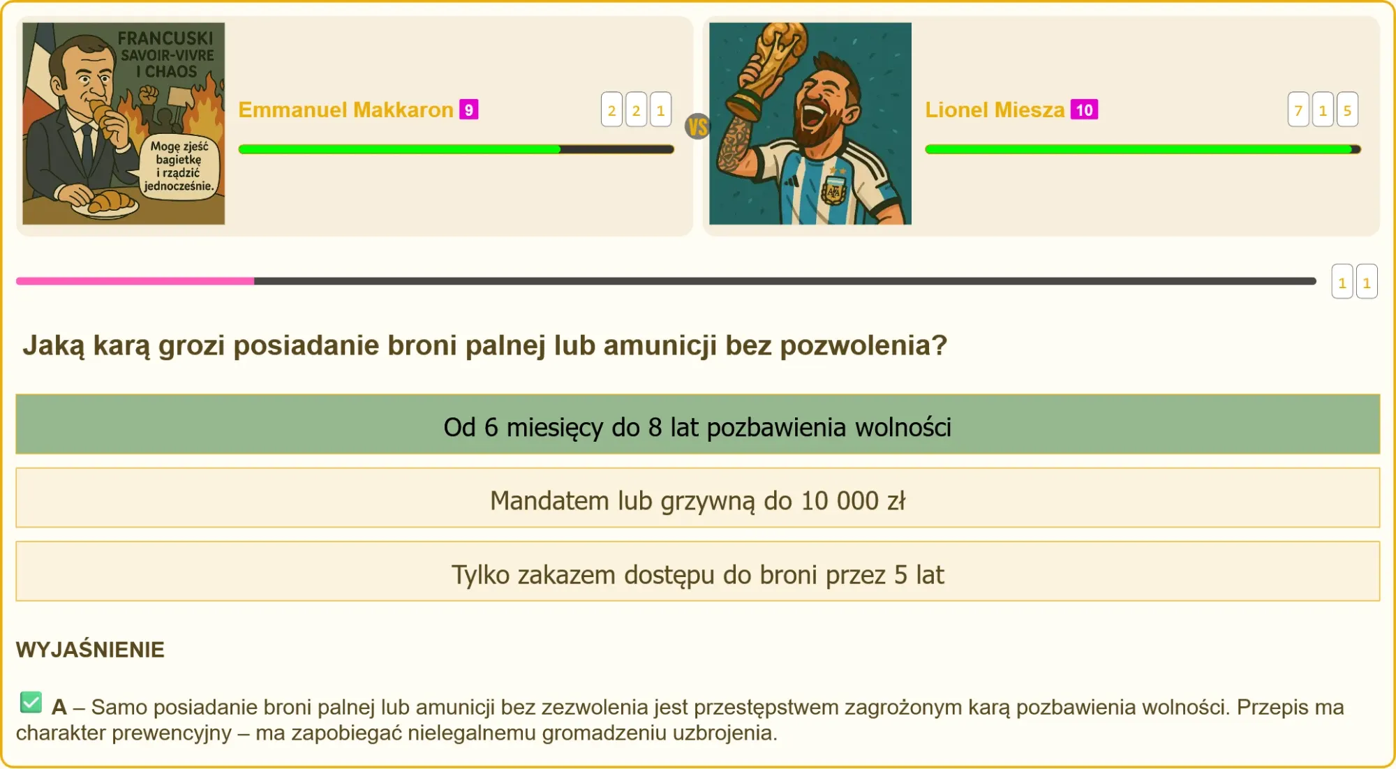 Sędzia uderzający młotkiem w sądzie