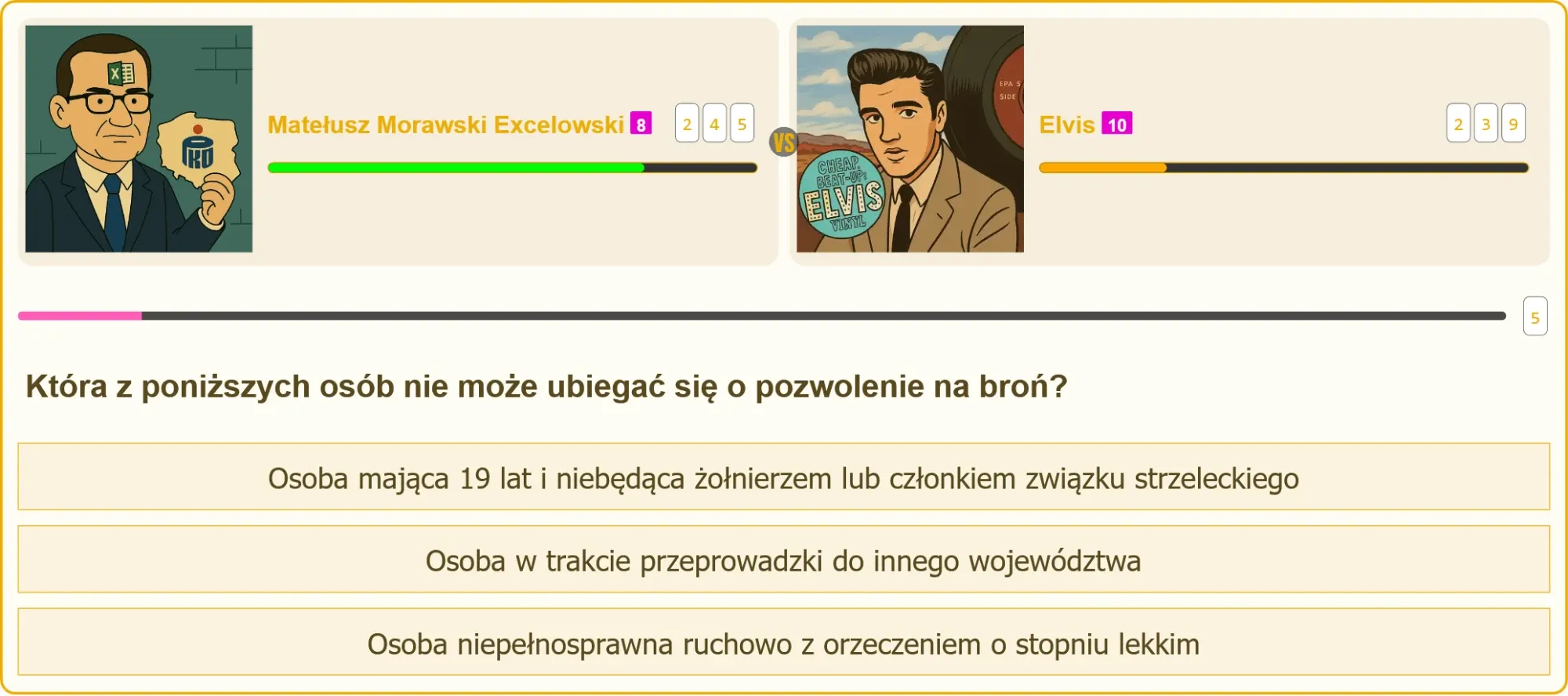 Młoda osoba z kartką egzaminacyjną na tle strzelnicy